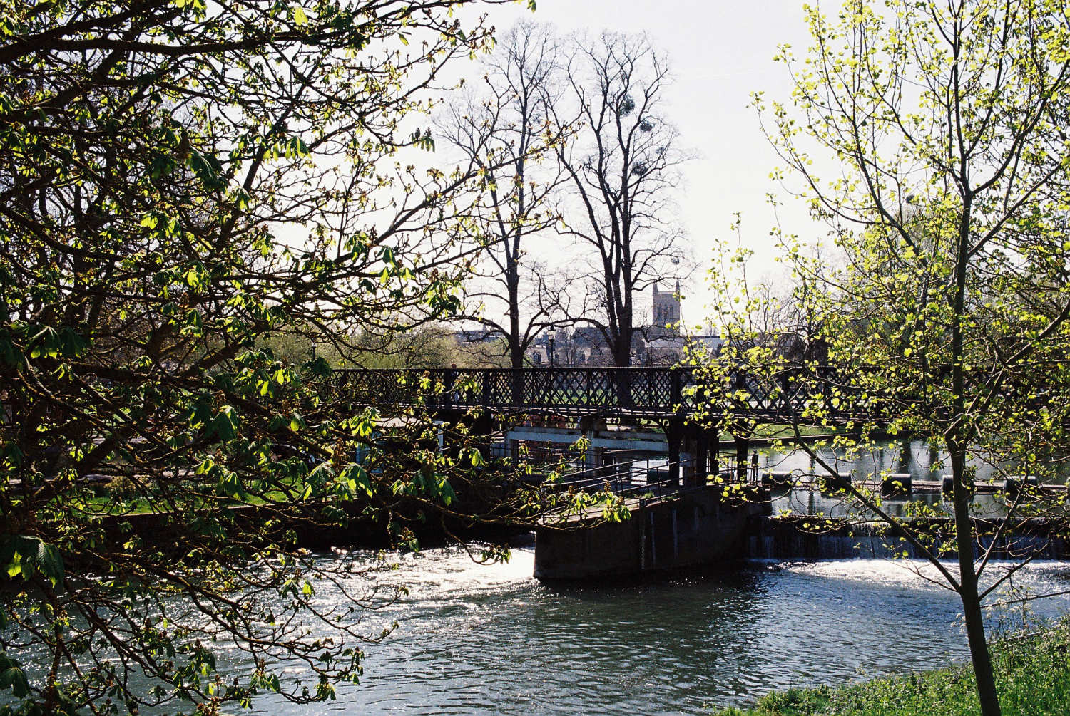 Jesus Lock Bridge, St Johns College Chapel visible in distance.